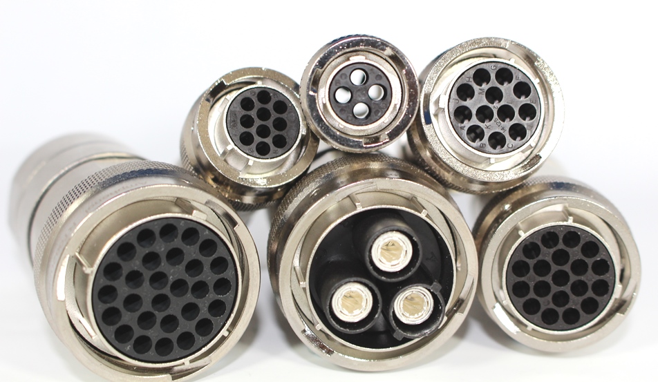 Amphenol EcomateRM Circular Multipole Connectors